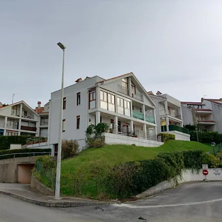 Precioso Con Piscina En La Playa Mogro