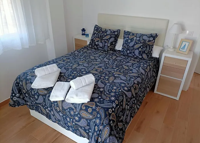 Precioso Con Piscina En La Playa *