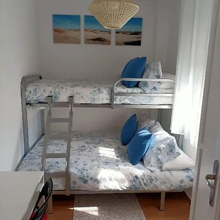 Precioso Con Piscina En La Playa Mogro